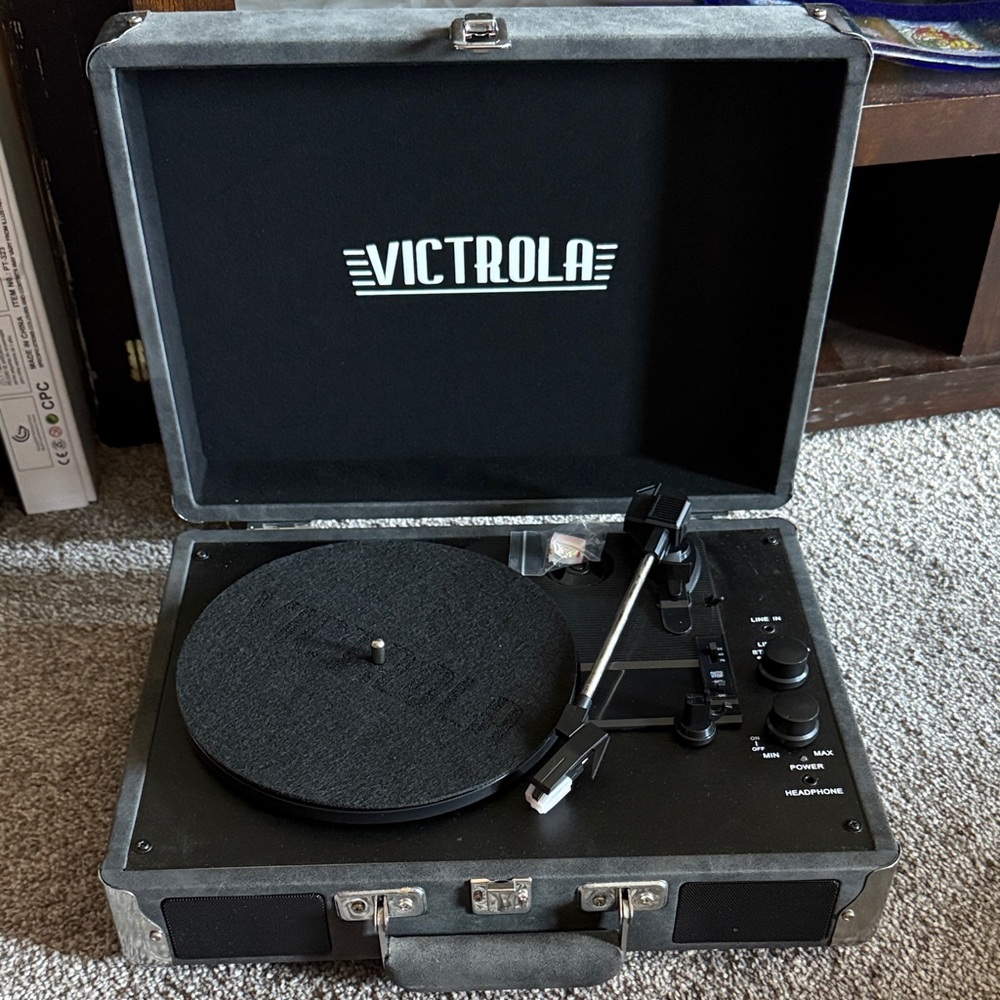 Victrola Black Portable Turntable